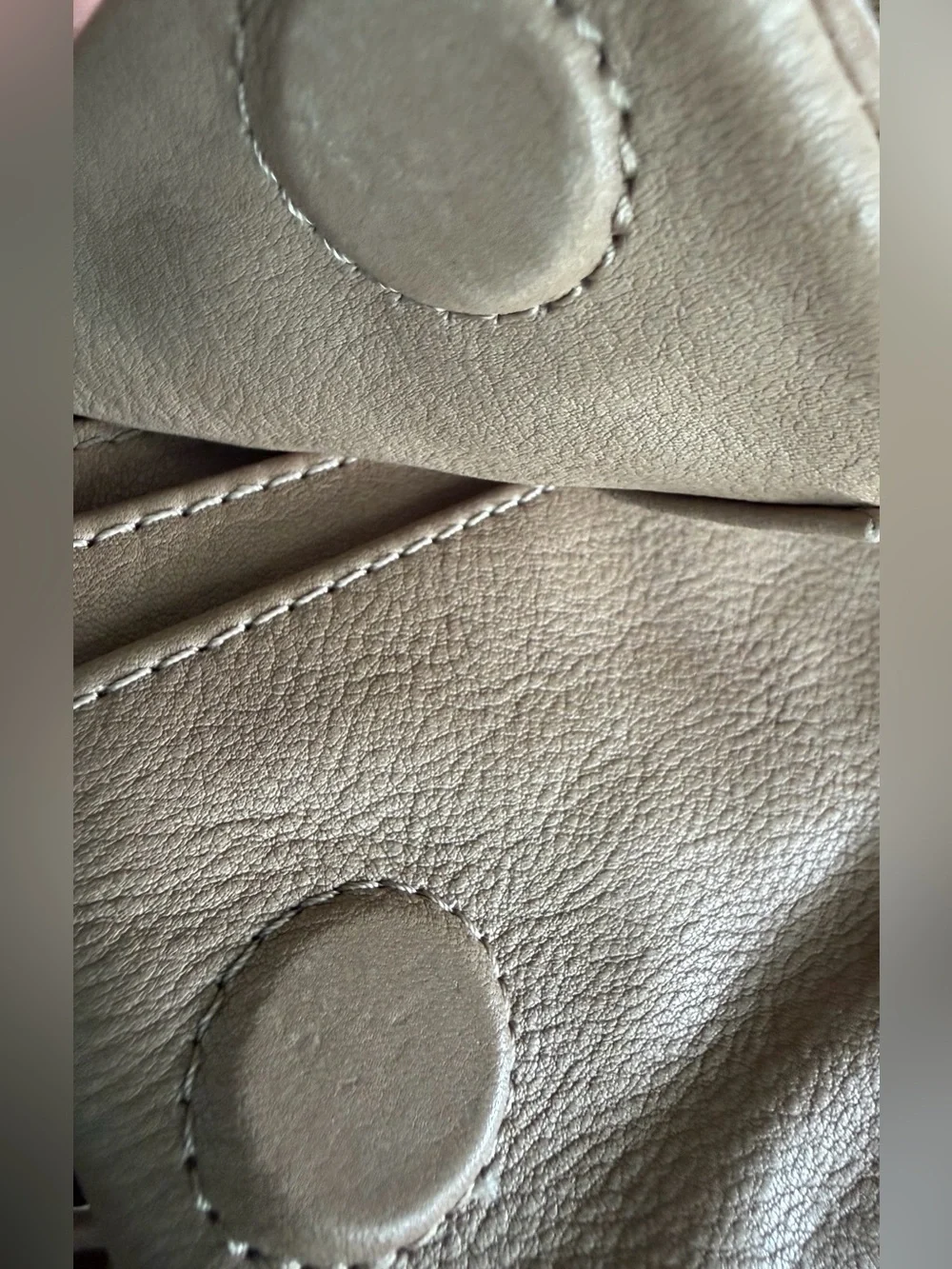Hobo Quilted Leather Wallet in Taupe